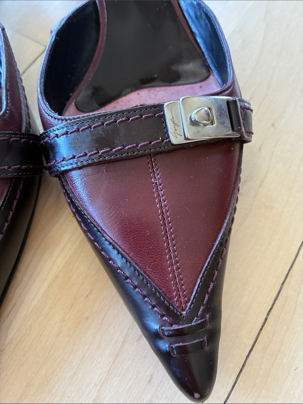 Vintage Giuseppe Zanotti Burgundy Pointed Leather Slip-On Mules/Kitten Heels - Picture 5 of 16